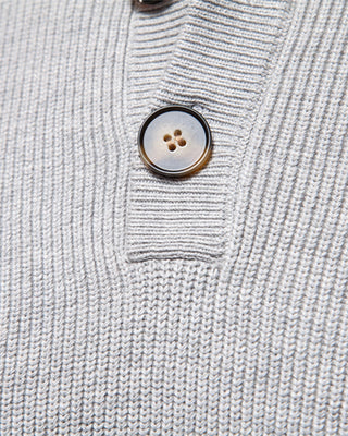 Sweater tejido con botones