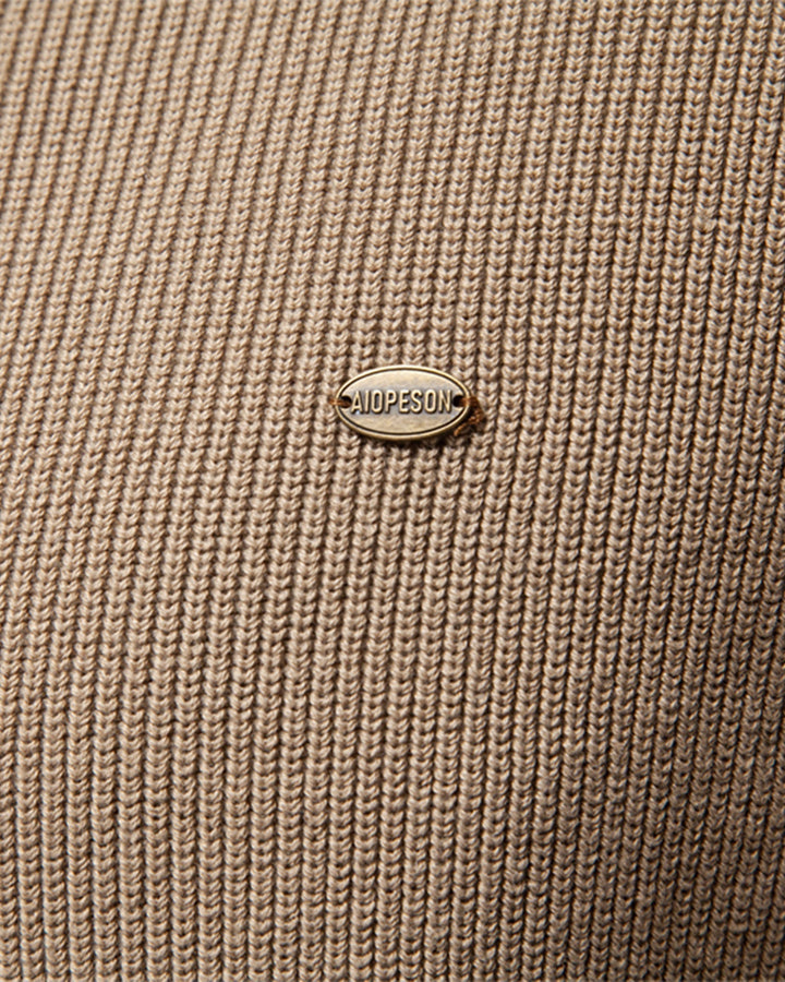 Sweater tejido con botones