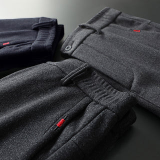 Pantalón ajustado elegante