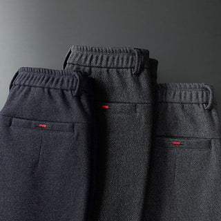Pantalón ajustado elegante