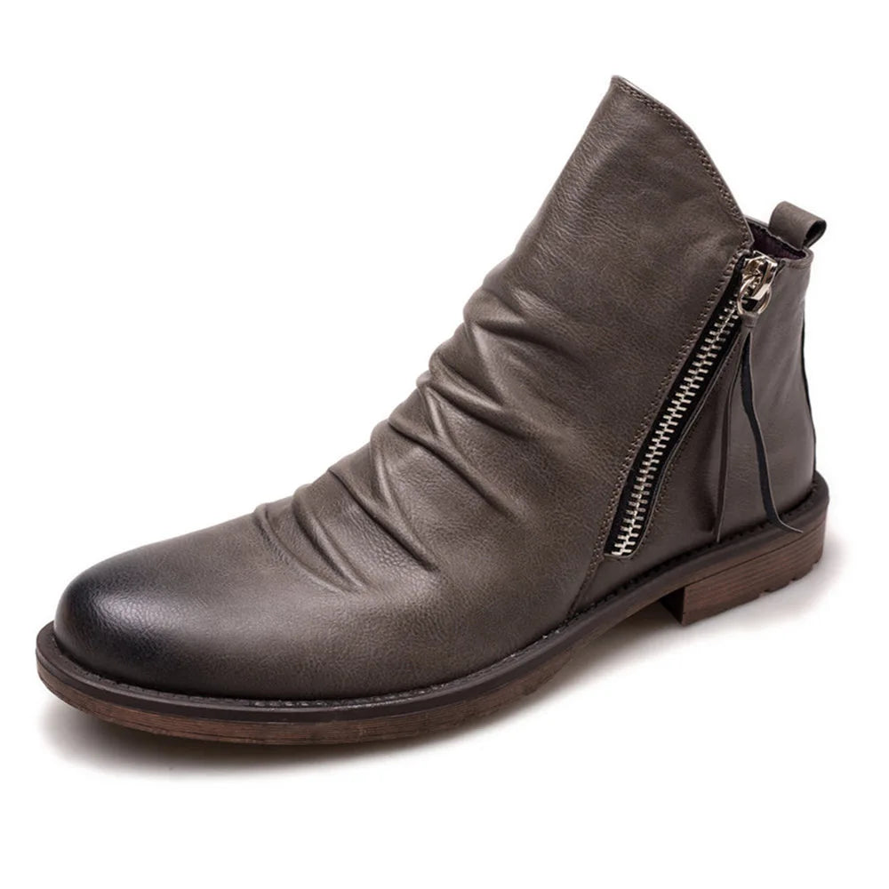 Zapato de piel caña alta