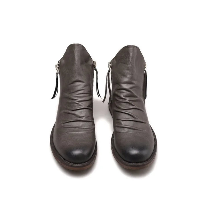 Zapato de piel caña alta