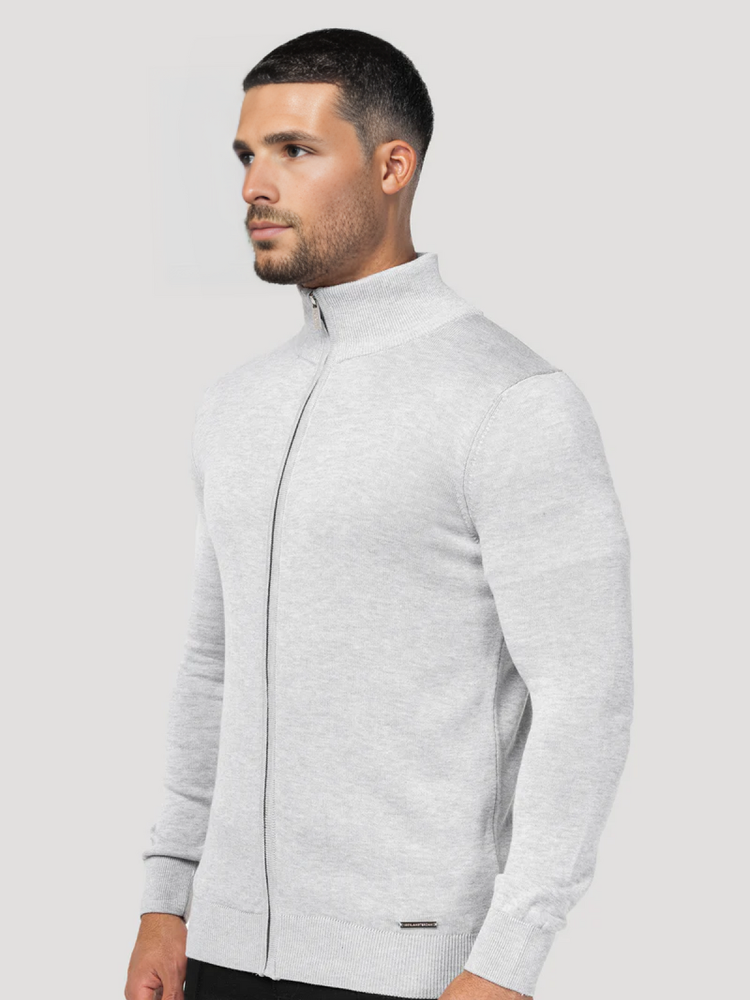 Sweater con cierre